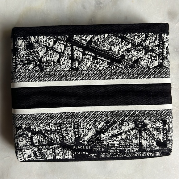 Dior Colorshow, eye palette with Dior pouch, NEW - Picture 9 of 12